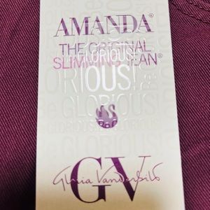 Gloria Vanderbilt Amanda Straight Leg Jeans in Huckleberry